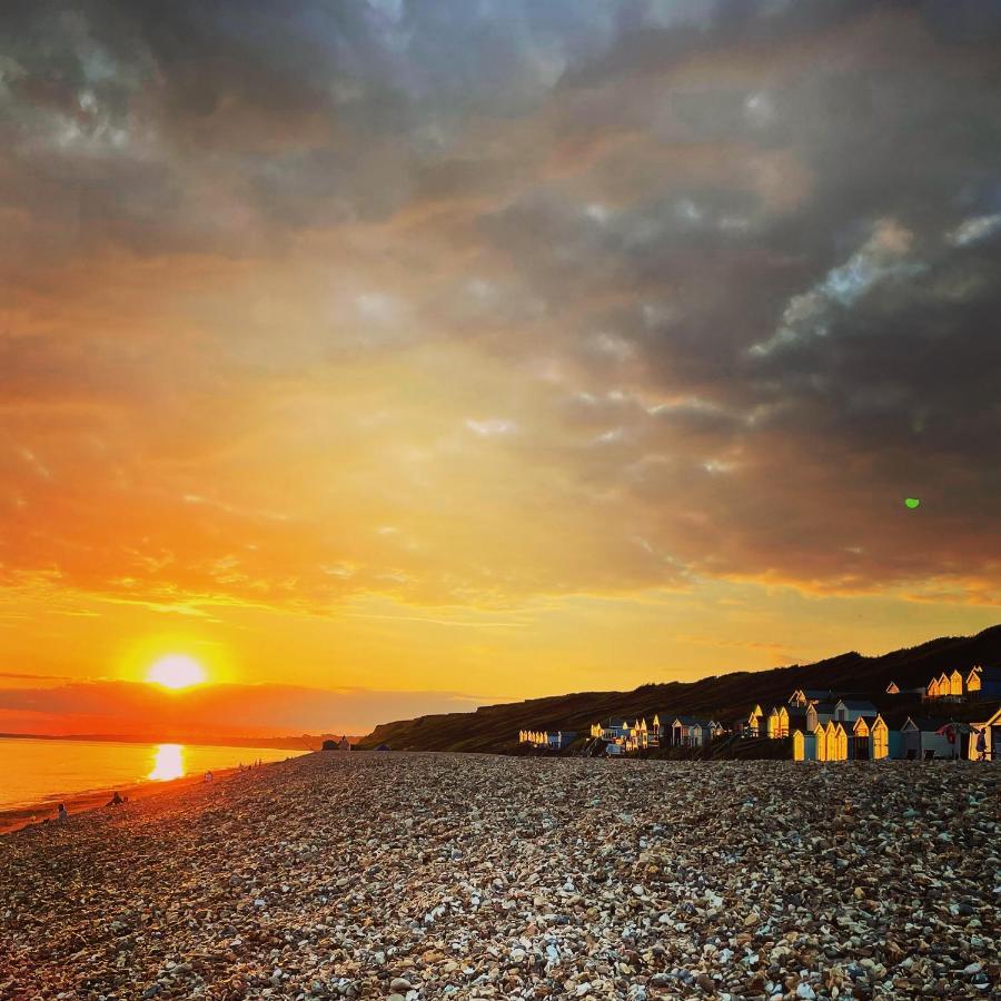Hotel Westerley Cove Lymington Exterior foto
