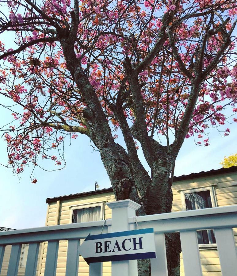 Hotel Westerley Cove Lymington Exterior foto